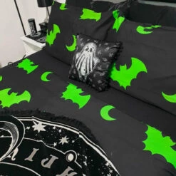 Budget 🔥 HELLS BLANKETS Bats Creature Of The Night [Toxic] | SUPER KING QUILT SET** ⌛ -Spooky Stuff Store Hells Blankets Creatureofthenight 11 7d9ee25d 0898 4f66 bffc e5806f7ca4ac 700x700