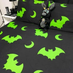 Promo ⭐ HELLS BLANKETS Bats Creature Of The Night [Toxic] | KING QUILT SET* 😀 -Spooky Stuff Store Hells Blankets Creatureofthenight 15 421421b6 7e74 49aa b52e b13567a8c6e6 700x700