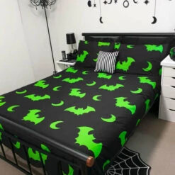 Budget 🔥 HELLS BLANKETS Bats Creature Of The Night [Toxic] | SUPER KING QUILT SET** ⌛ -Spooky Stuff Store Hells Blankets Creatureofthenight 17 14820ee8 acc2 4c0b bc1a 0a1d5b783152 700x700