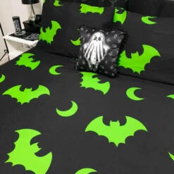 Budget 🔥 HELLS BLANKETS Bats Creature Of The Night [Toxic] | SUPER KING QUILT SET** ⌛ -Spooky Stuff Store Hells Blankets Creatureofthenight 19 5b9ddfb3 a5a0 46ed 8923 503c44492088 700x700