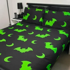 Budget 🔥 HELLS BLANKETS Bats Creature Of The Night [Toxic] | SUPER KING QUILT SET** ⌛ -Spooky Stuff Store Hells Blankets Creatureofthenight 29 f2bc48f4 0bc9 438f 9088 5a0560921ee6 700x700