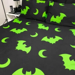 Promo ⭐ HELLS BLANKETS Bats Creature Of The Night [Toxic] | KING QUILT SET* 😀 -Spooky Stuff Store Hells Blankets Creatureofthenight 31 69bf42c0 0e00 4380 8c82 941166a67476 700x700