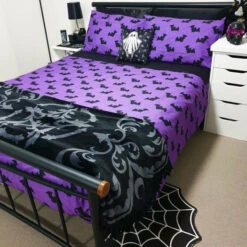 Outlet ❤️ HELLS BLANKETS Twilight Bats | KING QUILT SET* 🔔 -Spooky Stuff Store Hells Blankets Twilight Bats 0 12 bb90faea 02e6 4058 a5e6 ef54b5a3e0c0 700x700