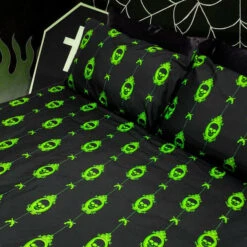 Deals 🤩 HELLS BLANKETS Gothic Homewares Toxic Nightmare | KING QUILT SET* 🥰 -Spooky Stuff Store Hells Blankets toxic Nightmare Quilt Edit 3b17ef27 b223 47cb a4dd 78874e0a8665 700x700