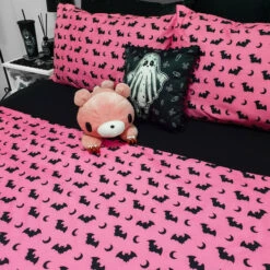 Coupon ✔️ HELLS BLANKETS Bats Sweet Darkness | QUEEN QUILT SET 😉 -Spooky Stuff Store Hells Blankets Sweet Darkness Quilt Set 06 b66b62f5 9e24 4605 8256 eeb37f1e5723 700x700