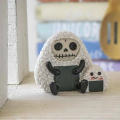 New 🛒 FURRYBONES Gothic Homewares Musubi | FIGURE 🎉 -Spooky Stuff Store furrybones musubi figure 3 d2c61ea9 0082 4a05 b64b c9a197cce41b 700x700
