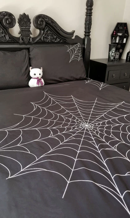 Deals ๐งจ HELLS BLANKETS Gothic Homewares Web Of Nightmares | QUEEN QUILT SET ๐ 2 Deals ๐งจ HELLS BLANKETS Gothic Homewares Web Of Nightmares | QUEEN QUILT SET ๐ - Image 2
