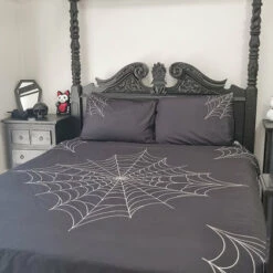 Deals 🧨  HELLS BLANKETS Gothic Homewares Web Of Nightmares | QUEEN QUILT SET 😀