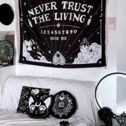 Deals 🎉 KILLSTAR Gothic Homewares Trust Issues | TAPESTRY ⭐