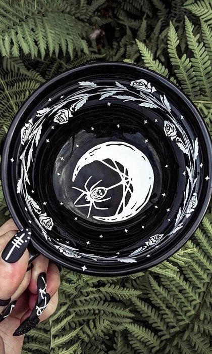 Deals ๐ ROGUE AND WOLF Gothic Homewares Black Widow | MUG" โ 4 Deals ๐ ROGUE AND WOLF Gothic Homewares Black Widow | MUG" โ - Image 4